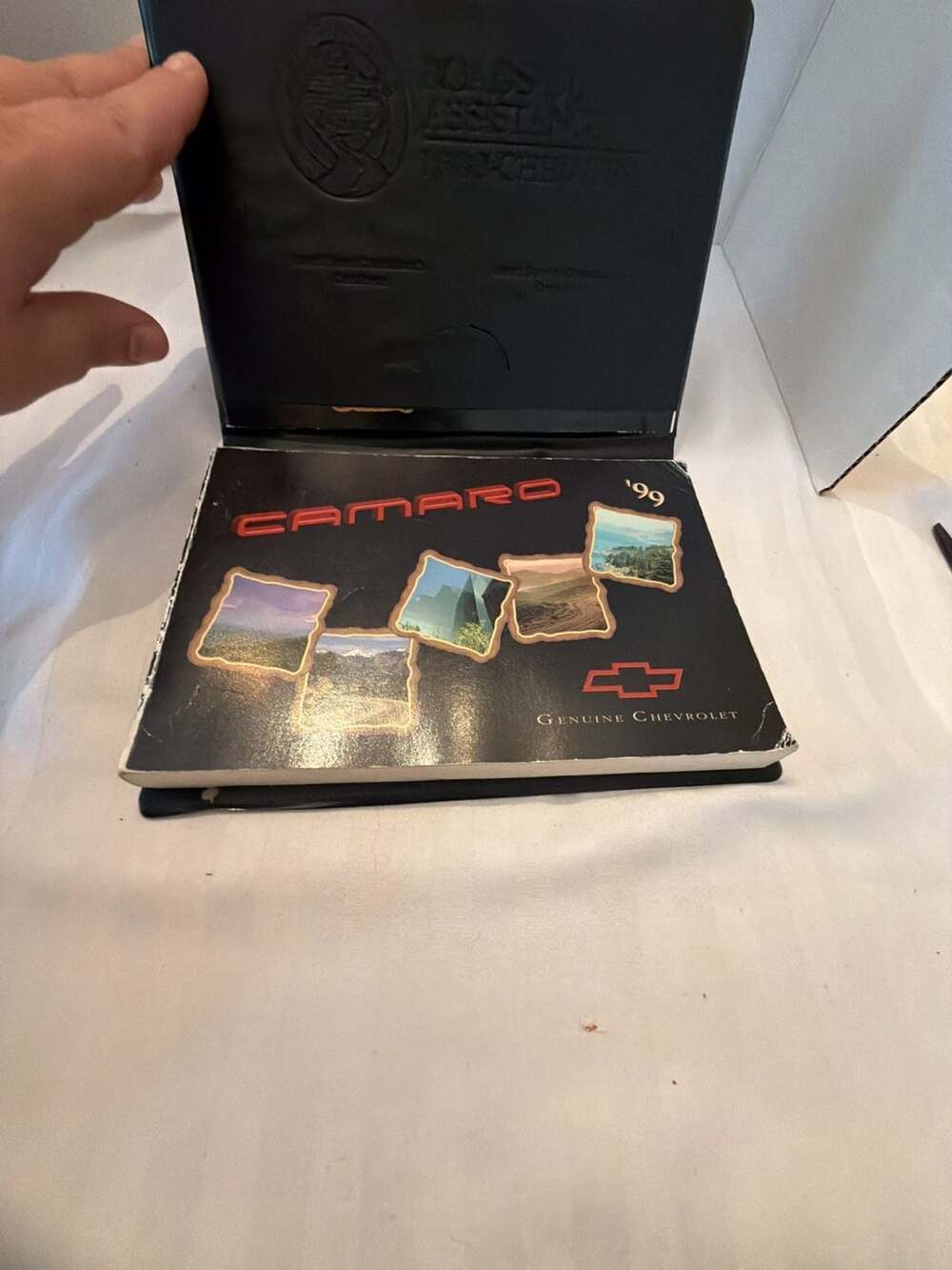 Chevrolet 1999 Camaro Owner's Manual Portfolio